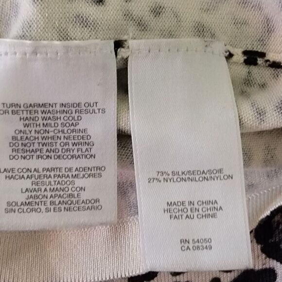 #027 Jones New York- Leopard Print Jeweled Neckline Sweater.sz L - Picture 6 of 6